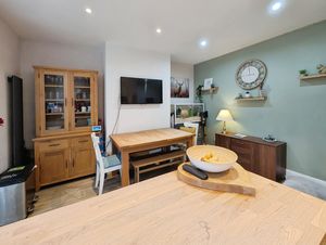 Photo 9- click for photo gallery